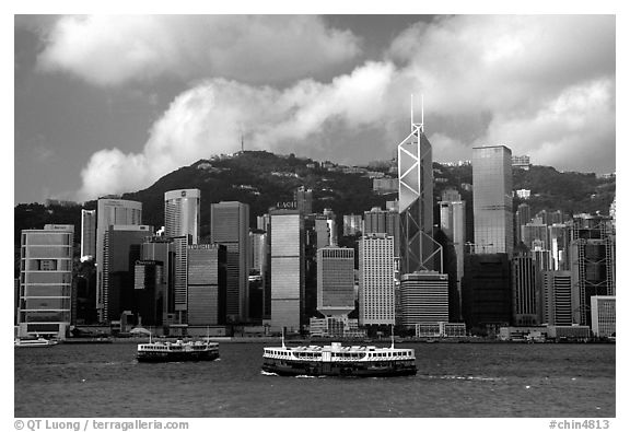 Star ferries and Hong-Kong island across the buy Hong-Kong harbor. Hong-Kong, China (black and white)