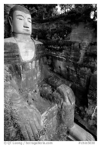Da Fo (Grand Buddha) seen from Fuyu in Dafo Si. Leshan, Sichuan, China (black and white)