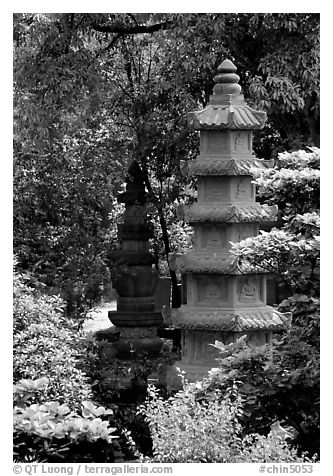 Stupa in the gardens of Wuyou Si. Leshan, Sichuan, China (black and white)