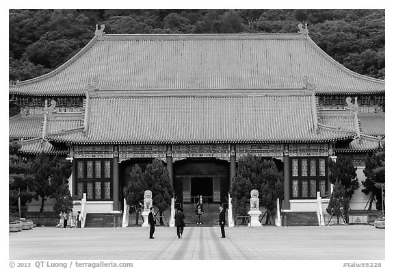 Main shrine, Martyrs Shrine. Taipei, Taiwan (black and white)