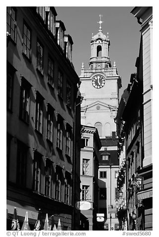 Street and church in Gamla Stan. Stockholm, Sweden (black and white)