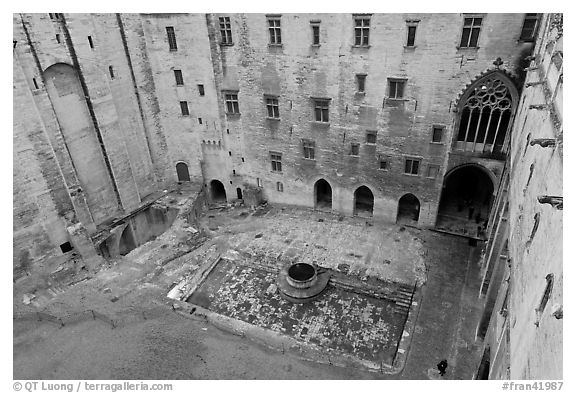 Courtyard of honnor from above, Papal Palace. Avignon, Provence, France (black and white)