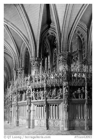 Sanctuary and vaults, Cathedral of Our Lady of Chartres,. France (black and white)