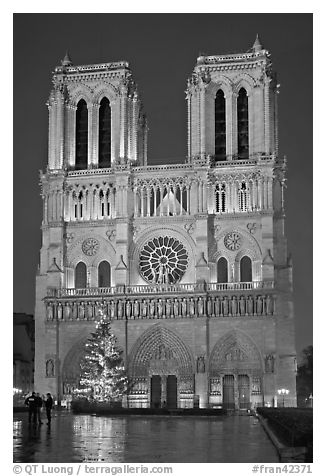 Notre-Dame-de-Paris Cathedral at night. Paris, France (black and white)