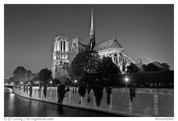 Seine River and Notre Dame de Paris at night. Paris, France (black and white)
