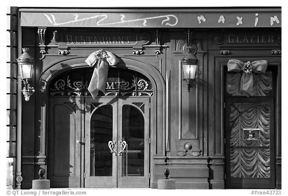 Maxim's restaurant. Paris, France (black and white)
