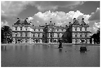 Palais du Luxembourg. Paris, France ( black and white)