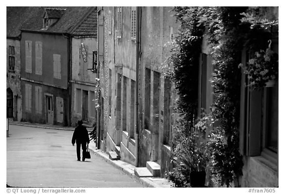 Main street of the Hill of Vezelay. Burgundy, France (black and white)