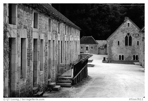 Abbaye de Fontenay, late afternoon (Fontenay Abbey). Burgundy, France (black and white)