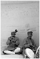 Musicians, Mehrangarh Fort. Jodhpur, Rajasthan, India (black and white)