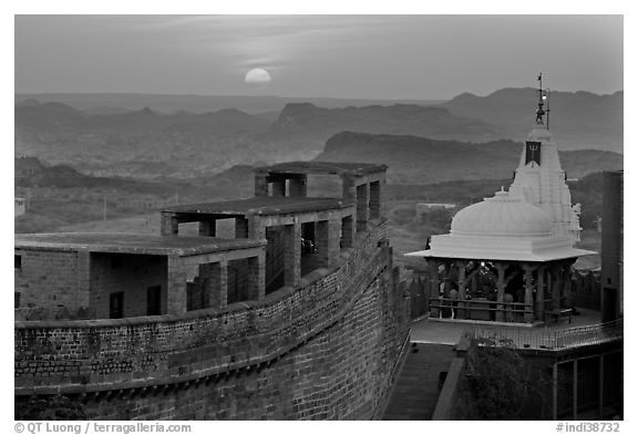 Sun setting over the Chamunda Devi temple, Mehrangarh Fort. Jodhpur, Rajasthan, India