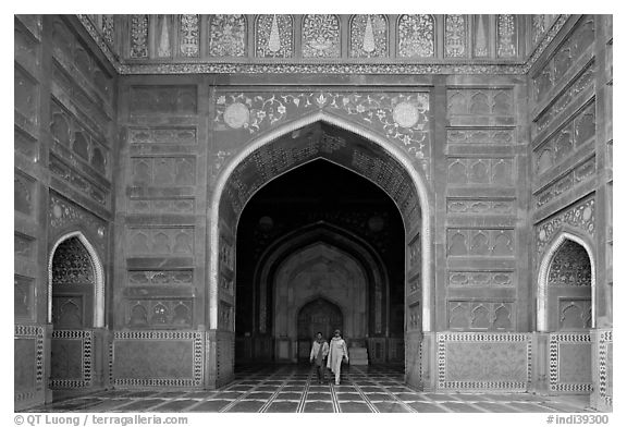 Main hall of Taj Mahal masjid. Agra, Uttar Pradesh, India (black and white)