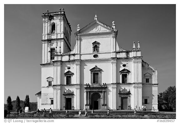 Se Cathedral facade in Tuscan style, Old Goa. Goa, India (black and white)