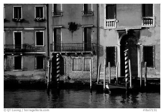 Facade along the Grand Canal. Venice, Veneto, Italy (black and white)