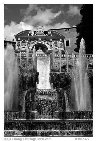 Largest fountain in the gardens of Villa d'Este. Tivoli, Lazio, Italy (black and white)