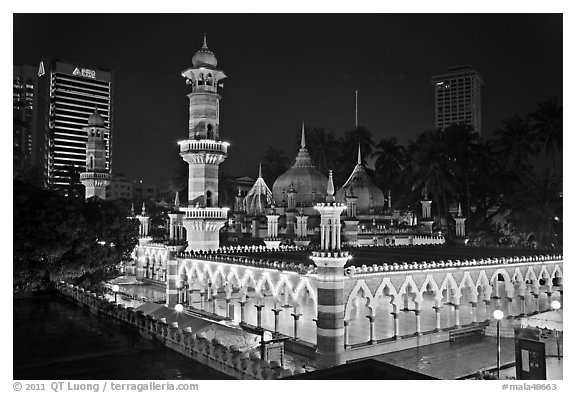 Prayer hall, Masjid Jamek, night. Kuala Lumpur, Malaysia (black and white)