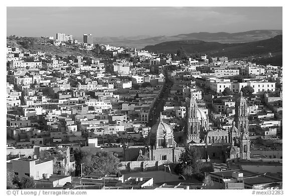 Panoramic view of Cathedral and town, late afternoon. Zacatecas, Mexico (black and white)