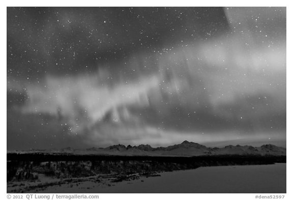 Aurora and stars above Alaska range. Denali National Park, Alaska, USA.