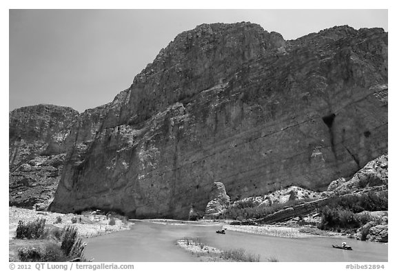 Canoes in Boquillas Canyon. Big Bend National Park, Texas, USA.