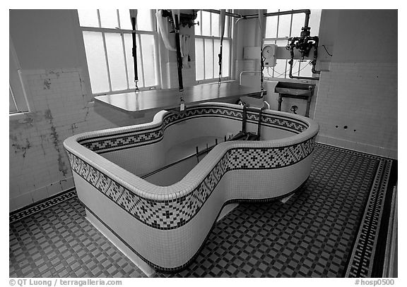 Tile-covered tub, Fordyce bathhouse. Hot Springs National Park (black and white)