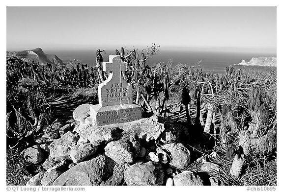 Monument commemorating Juan Rodriguez Cabrillo's landing on  island in 1542, San Miguel Island. Channel Islands National Park (black and white)