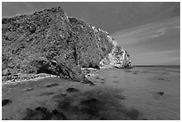 Turquoise waters with kelp, Scorpion Anchorage, Santa Cruz Island. Channel Islands National Park, California, USA. (black and white)