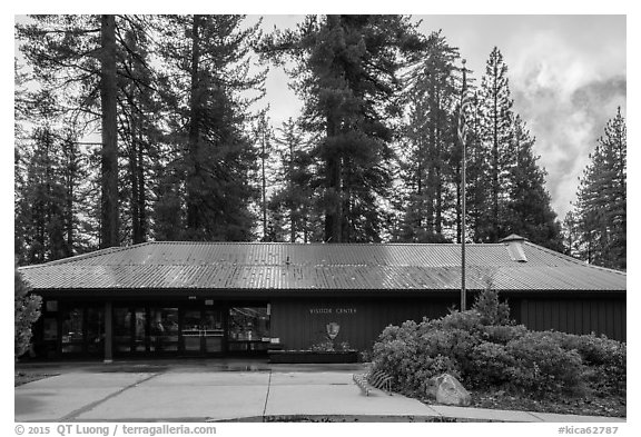 Kings Canyon Visitor Center. Kings Canyon National Park (black and white)