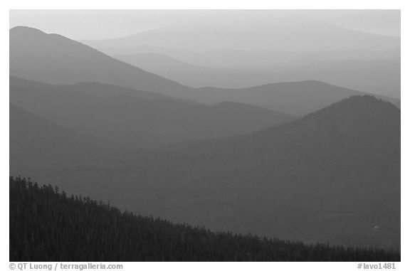 Ridges from Brokeoff Mountain. Lassen Volcanic National Park, California, USA.