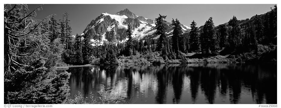 Mount Shuksan. North Cascades National Park (black and white)