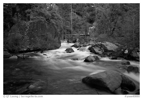 Merced River flowing past huge boulders, Lower Merced Canyon. Yosemite National Park (black and white)