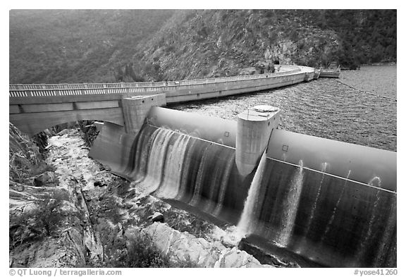 Overflow channel,  O'Shaughnessy Dam. Yosemite National Park (black and white)