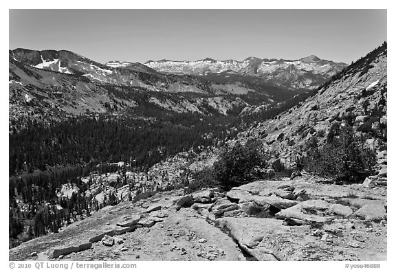 High Sierra view from Vogelsang Pass above Lewis Creek with Clark Range. Yosemite National Park (black and white)