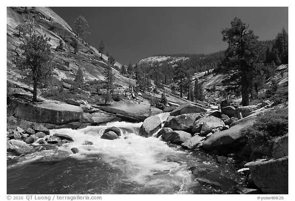 Merced river flowing in granite canyon. Yosemite National Park (black and white)