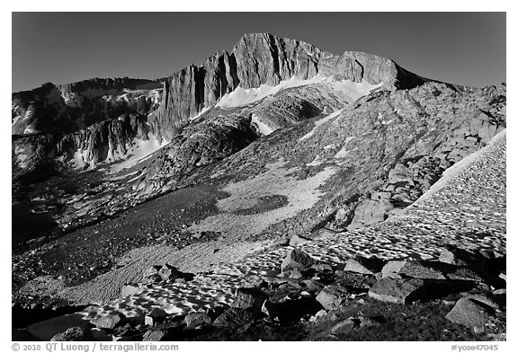 North Peak seen from McCabe Pass. Yosemite National Park (black and white)