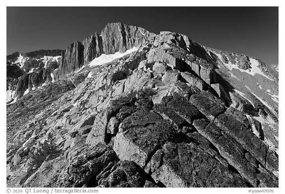 Rocky ridge and North Peak. Yosemite National Park (black and white)