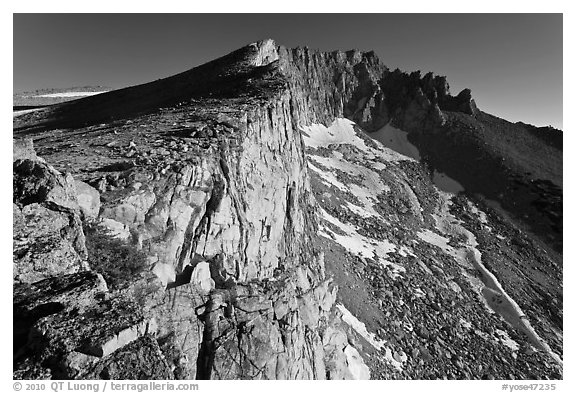 Steep rock walls, Mount Conness. Yosemite National Park (black and white)