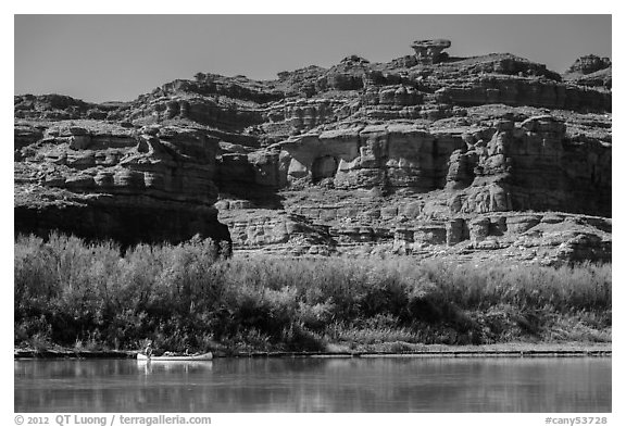 Canoeists and cliffs, Colorado River. Canyonlands National Park (black and white)
