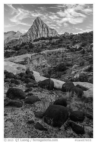 Balsalt boulders and Pectol Pyramid. Capitol Reef National Park, Utah, USA.