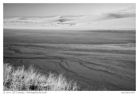 Medano Creek and dunes. Great Sand Dunes National Park and Preserve (black and white)