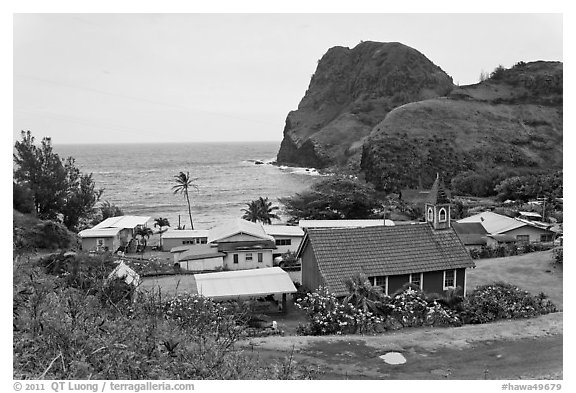 Kahakuloa village and Kahakuloa Bay. Maui, Hawaii, USA