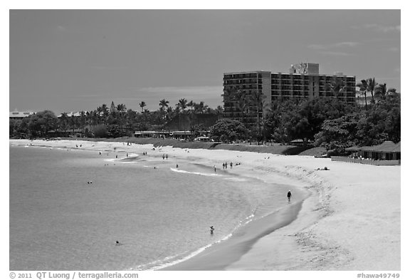 Beach and resort, Kaanapali. Lahaina, Maui, Hawaii, USA (black and white)