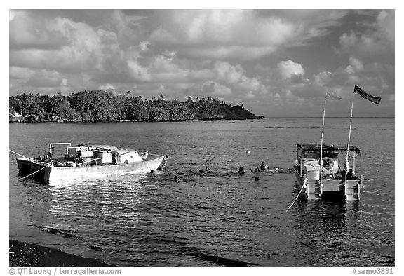 Leone Bay. Tutuila, American Samoa (black and white)