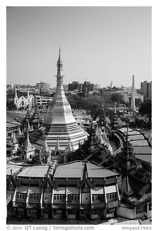 Sule Paya, Emmanuel Baptist Church, Independence Monument. Yangon, Myanmar (black and white)