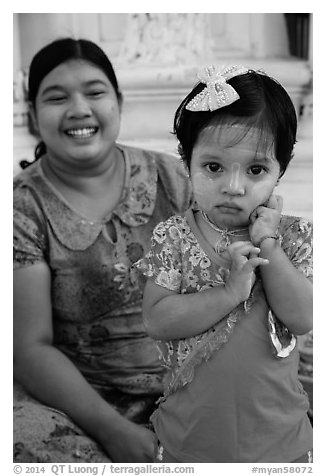Girl and mother, Shwedagon Pagoda. Yangon, Myanmar (black and white)