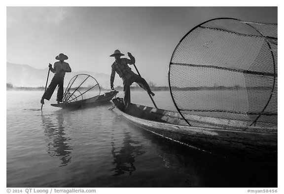 Two Intha fishermen. Inle Lake, Myanmar (black and white)