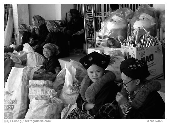 Tribeswomen at market. Chiang Rai, Thailand (black and white)
