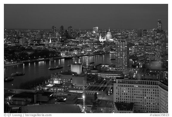 Aerial view of central London at dusk with Saint Paul and Thames River. London, England, United Kingdom (black and white)