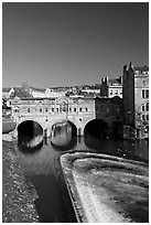 Pulteney Bridge and weir, morning. Bath, Somerset, England, United Kingdom (black and white)