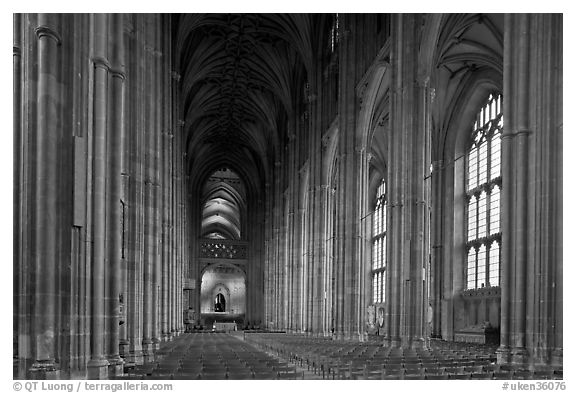 Nave, built in the Perpendicular style, Canterbury Cathedral. Canterbury,  Kent, England, United Kingdom (black and white)