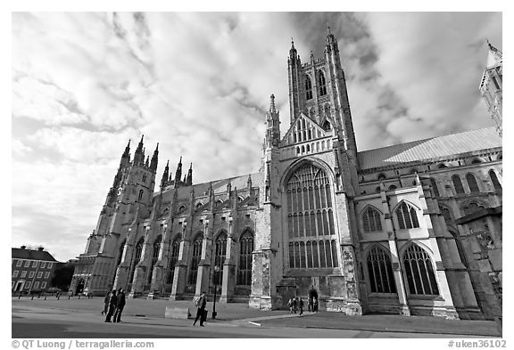 Wide view of Canterbury Cathedral from the South. Canterbury,  Kent, England, United Kingdom (black and white)